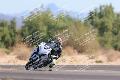 media/Nov-06-2022-SoCal Trackdays (Sun) [[208d2ccc26]]/Turn 7 Set 1 (1050am)/